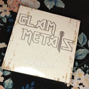 Glam Metalz 🎸 Eye Shadow Pallet by Crown